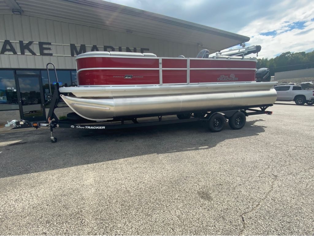2026 Sun Tracker 22' Party Barge® XP3 22 RF XP3 in lexington TN
