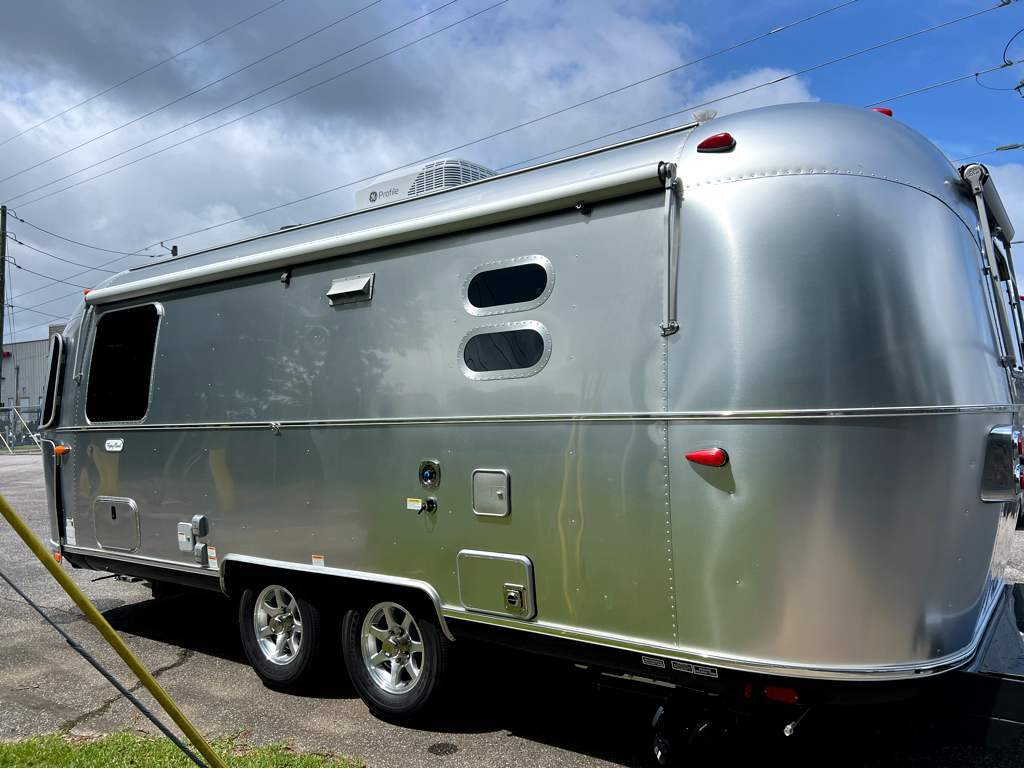 2027 Airstream Flying Cloud 23FBT 23FB TWIN in calera AL