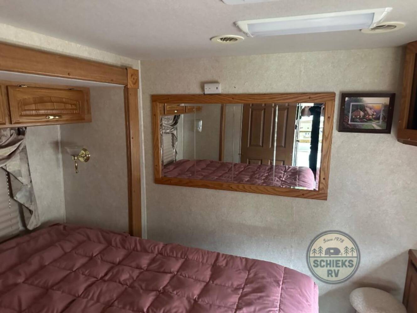 A photo of this 2004 Georgie Boy Cruise Master 3625DS