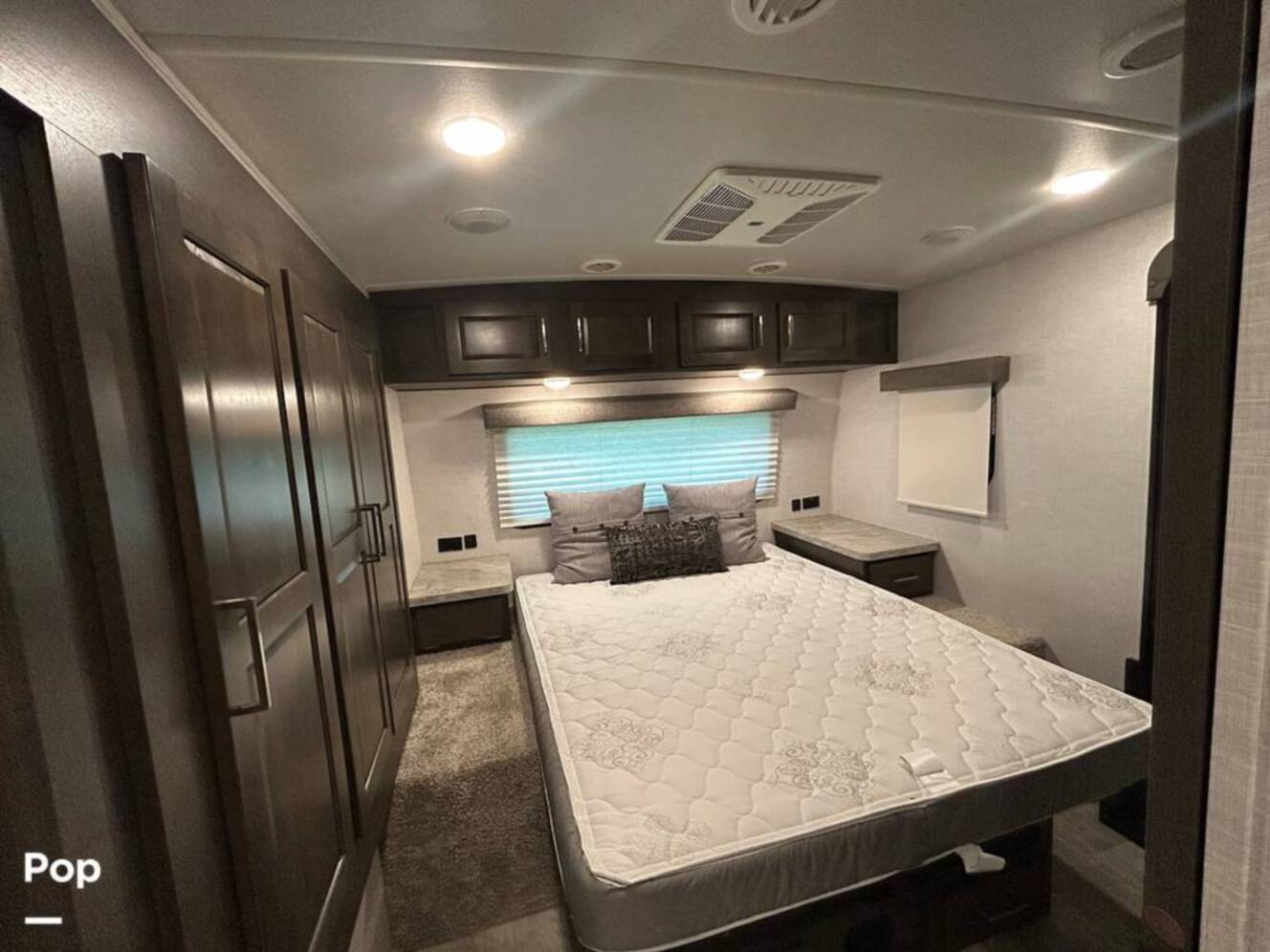 A photo of this 2021 Rockwood Ultra-Lite 2706WS
