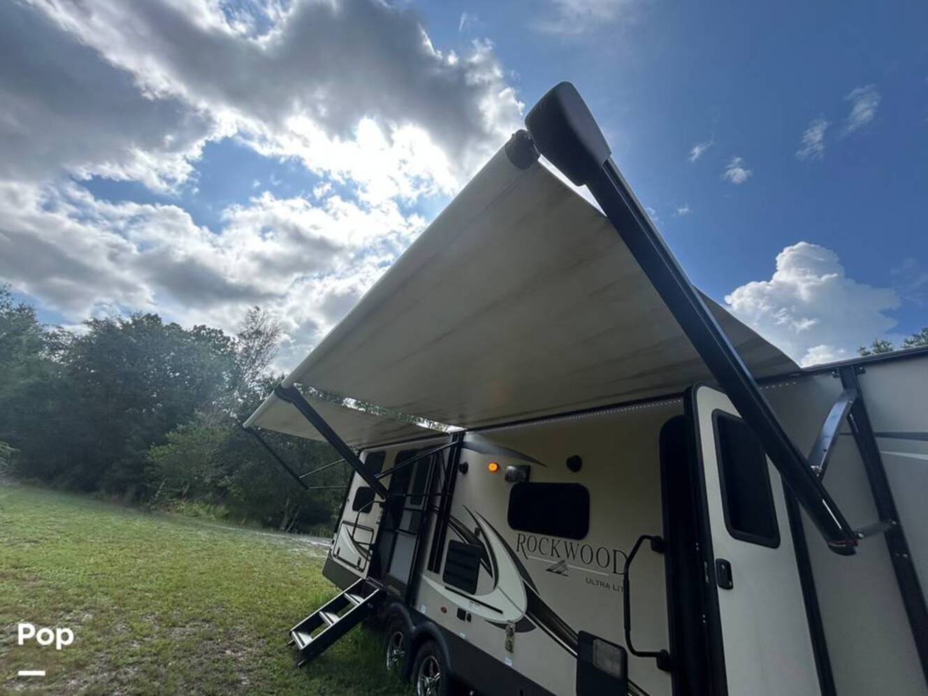 A photo of this 2021 Rockwood Ultra-Lite 2706WS