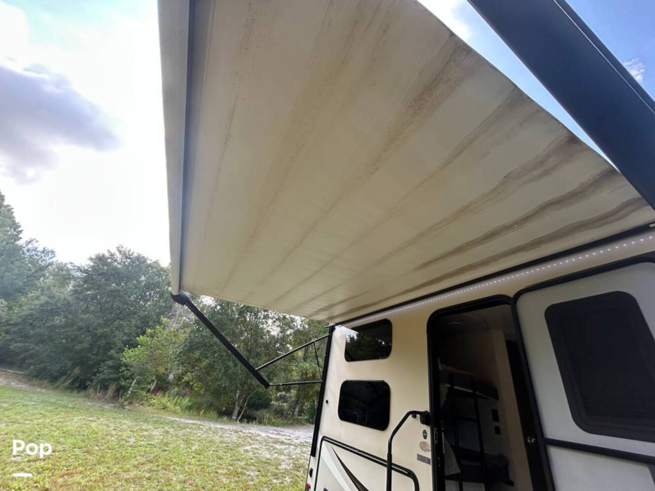 A photo of this 2021 Rockwood Ultra-Lite 2706WS