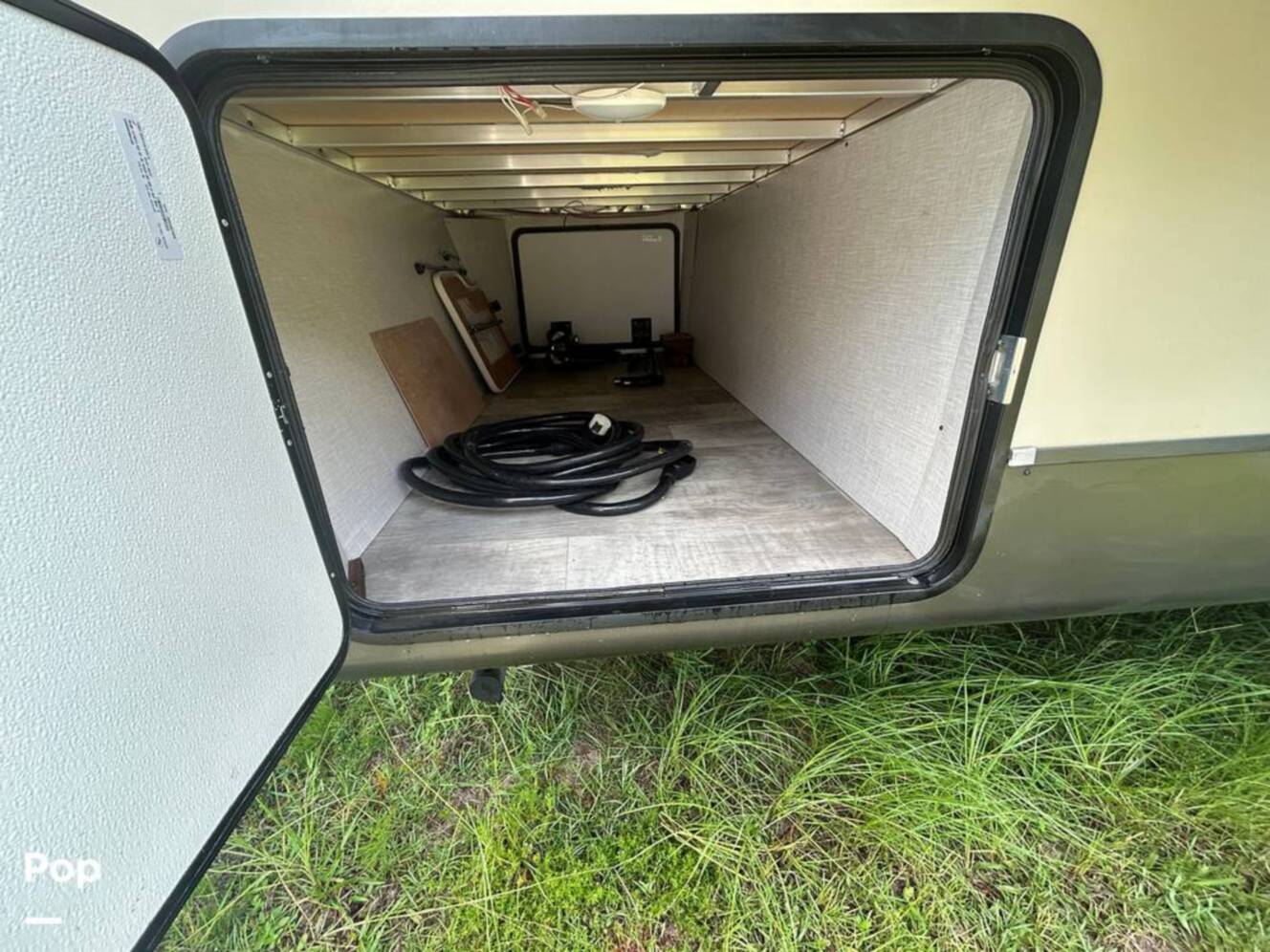 A photo of this 2021 Rockwood Ultra-Lite 2706WS