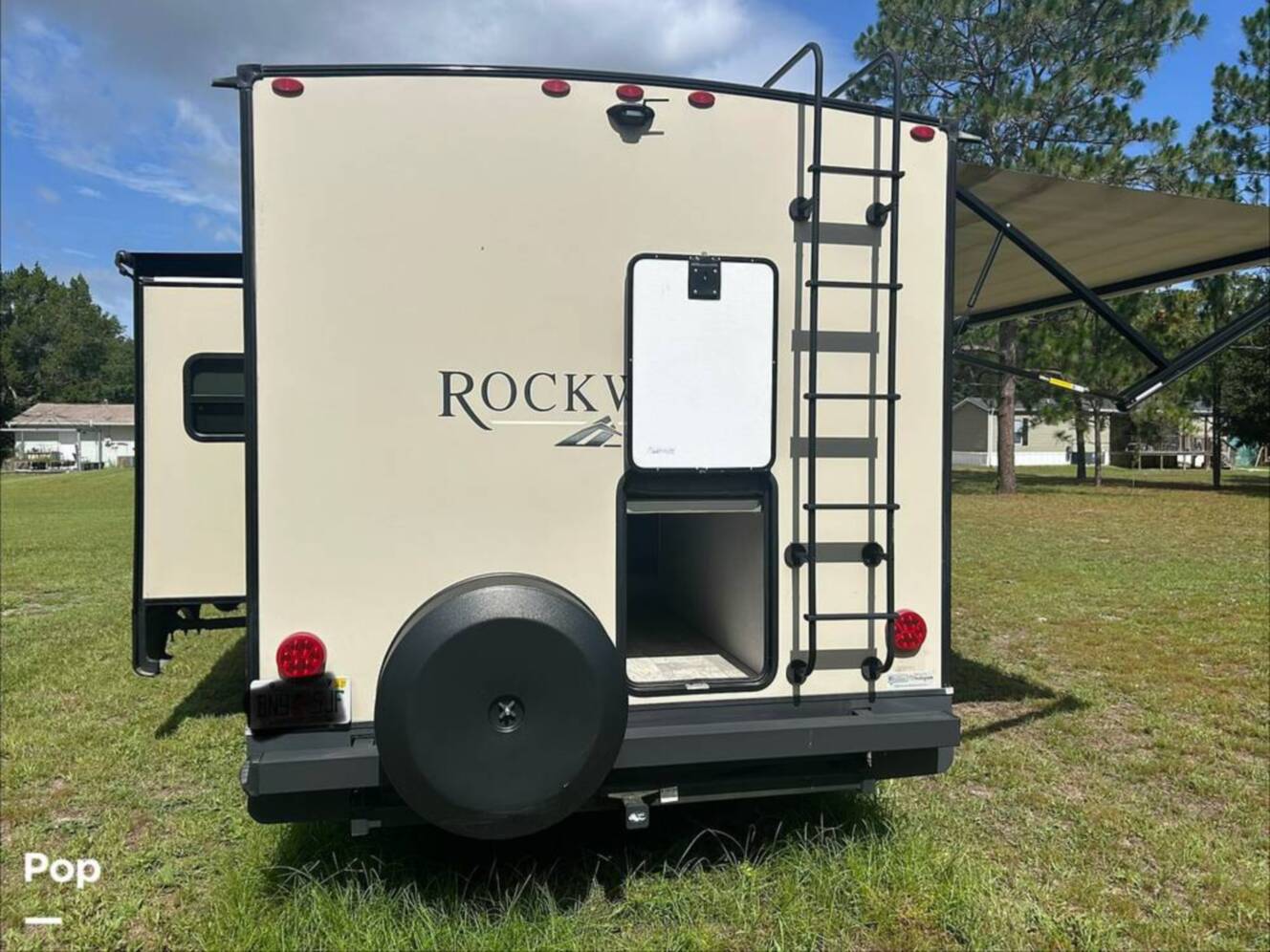 A photo of this 2021 Rockwood Ultra-Lite 2706WS