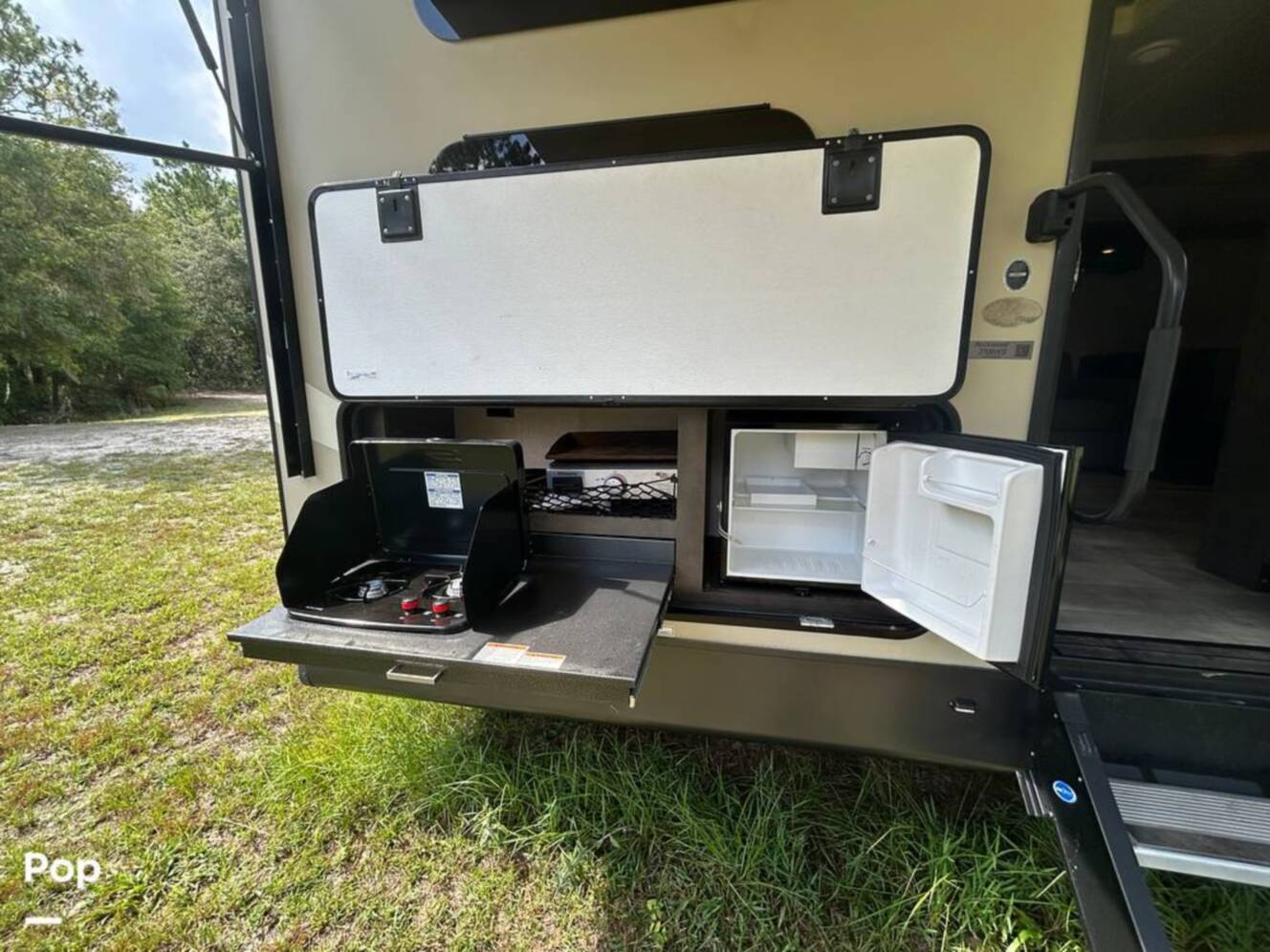 A photo of this 2021 Rockwood Ultra-Lite 2706WS