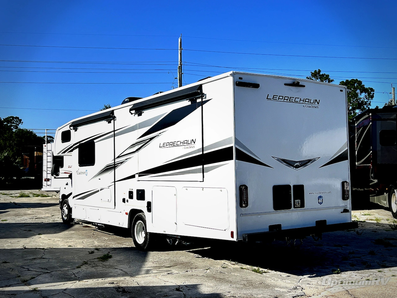 2025 Coachmen Leprechaun 298KB Ford 450 in mims FL
