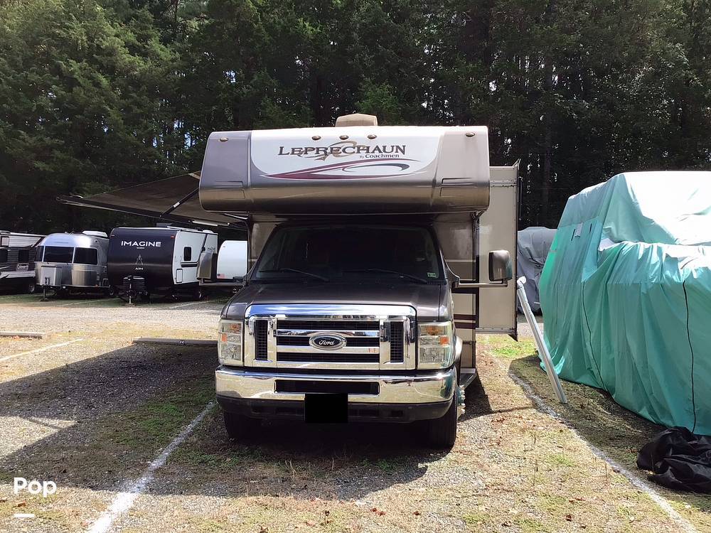 2012 Coachmen Leprechaun 319DS in lorton VA