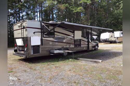 2012 Coachmen Leprechaun 319DS in lorton VA