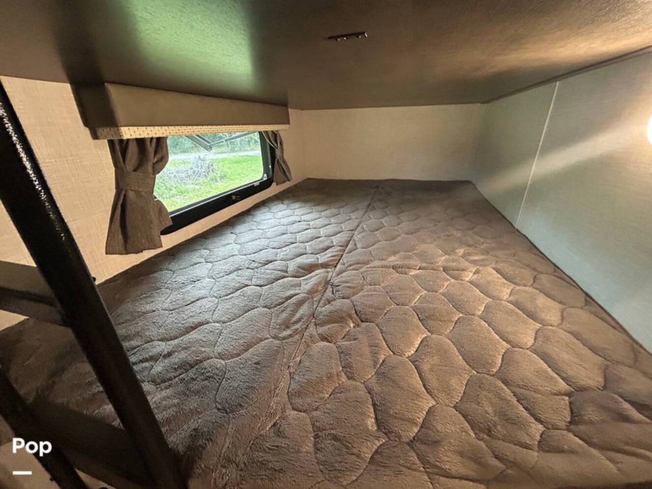 A photo of this 2021 Rockwood Ultra-Lite 2706WS