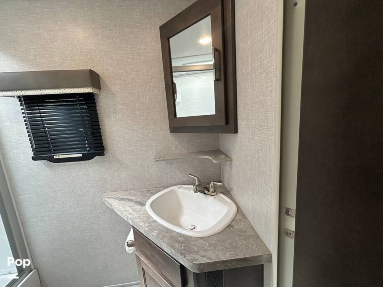 A photo of this 2021 Rockwood Ultra-Lite 2706WS
