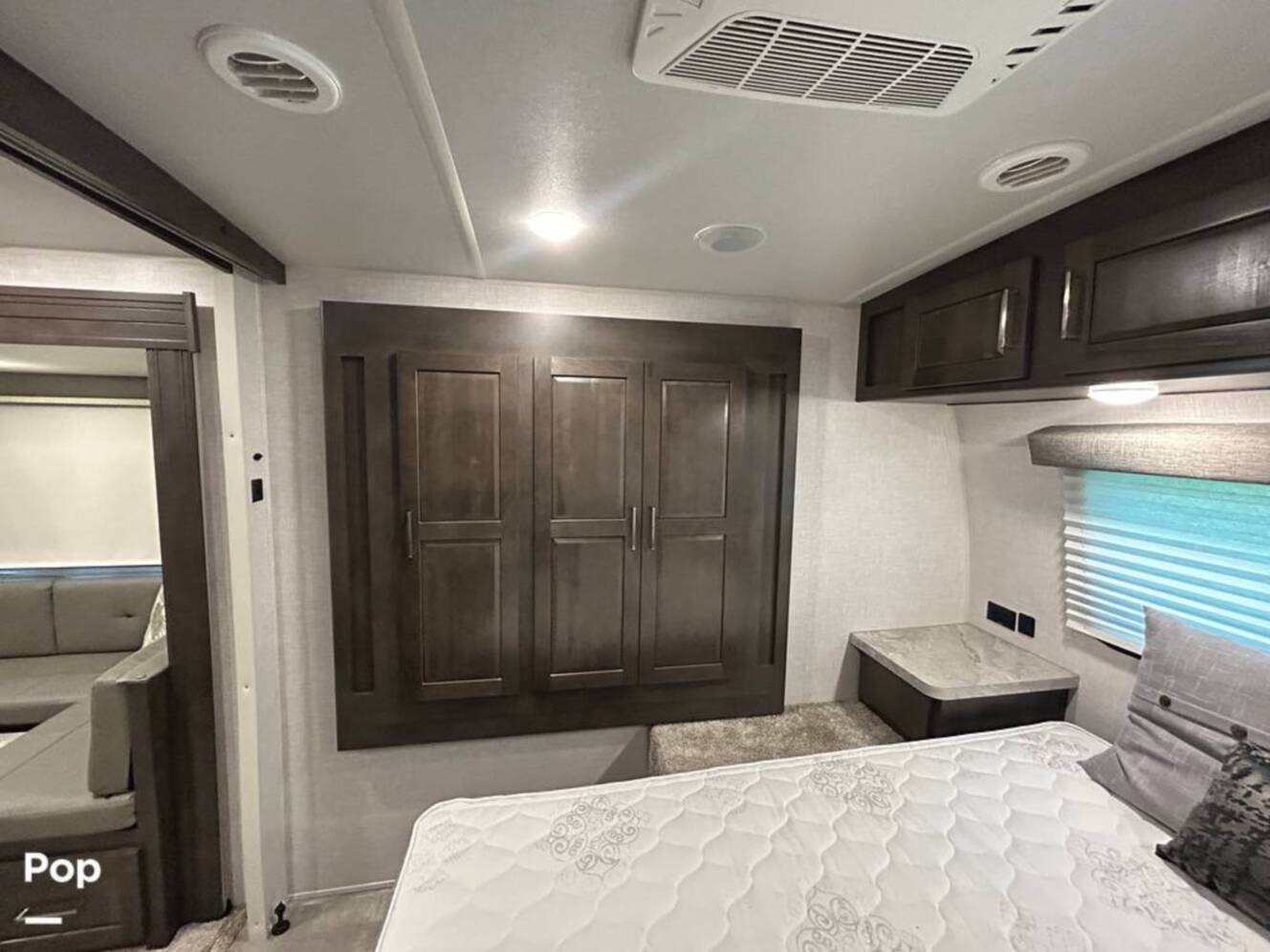 A photo of this 2021 Rockwood Ultra-Lite 2706WS