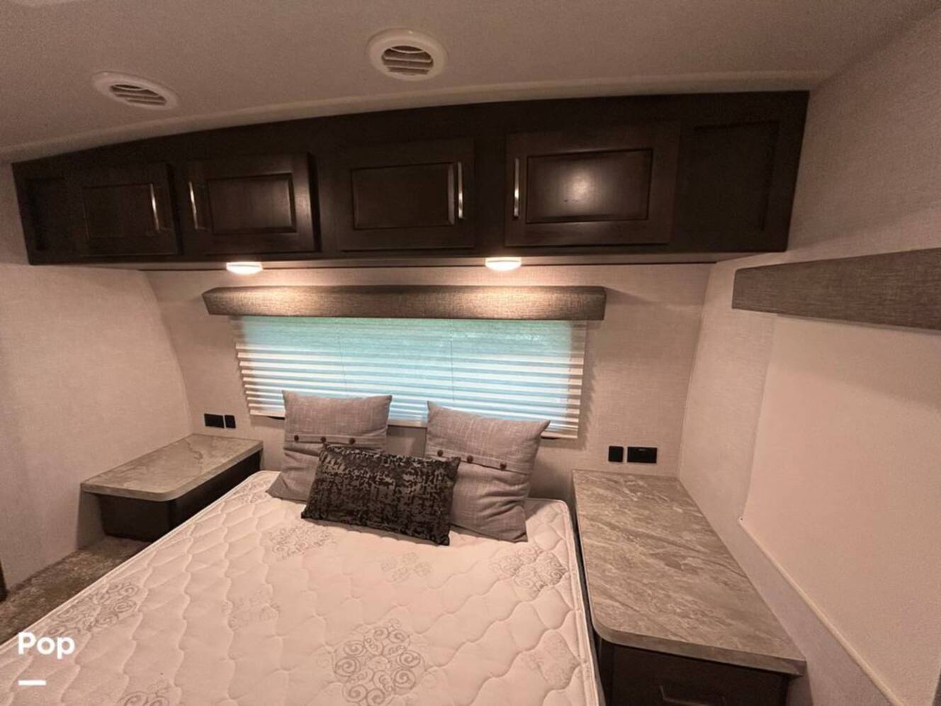 A photo of this 2021 Rockwood Ultra-Lite 2706WS