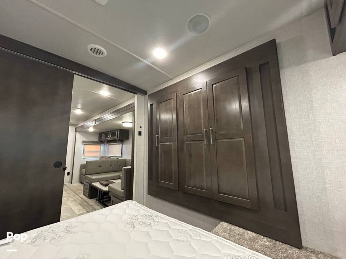 A photo of this 2021 Rockwood Ultra-Lite 2706WS