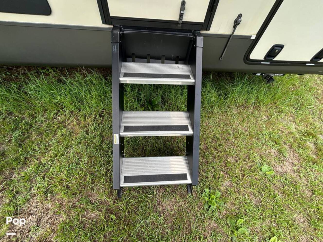 A photo of this 2021 Rockwood Ultra-Lite 2706WS