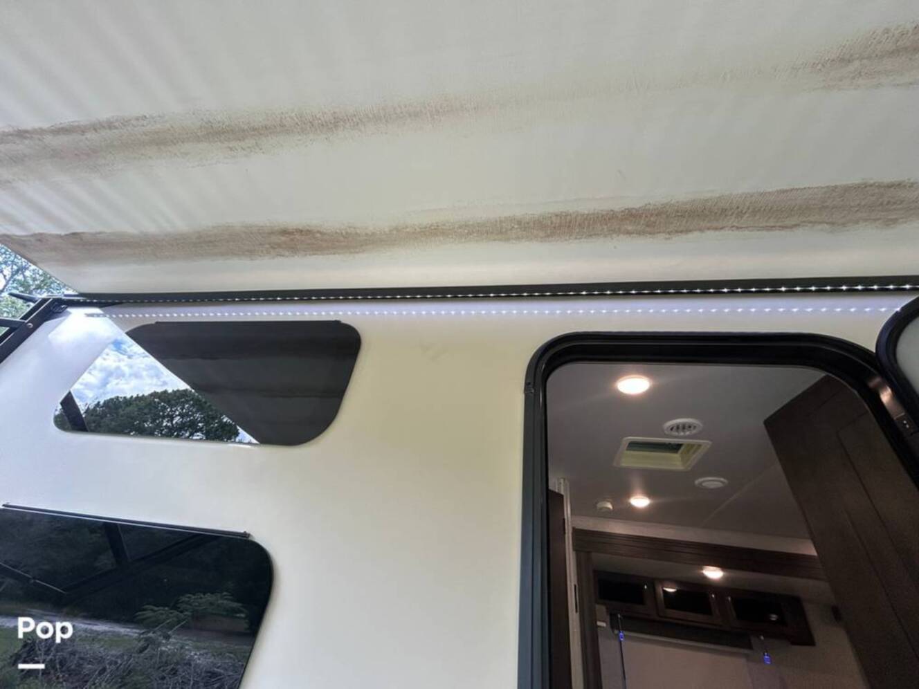 A photo of this 2021 Rockwood Ultra-Lite 2706WS