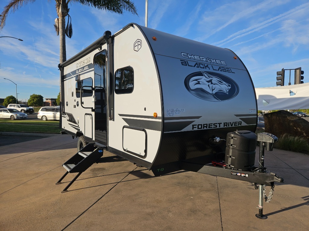 2026 Forest River Rv Cherokee Wolf Pup Black Label 16BHSBLW 16BHSWBL in santa maria CA