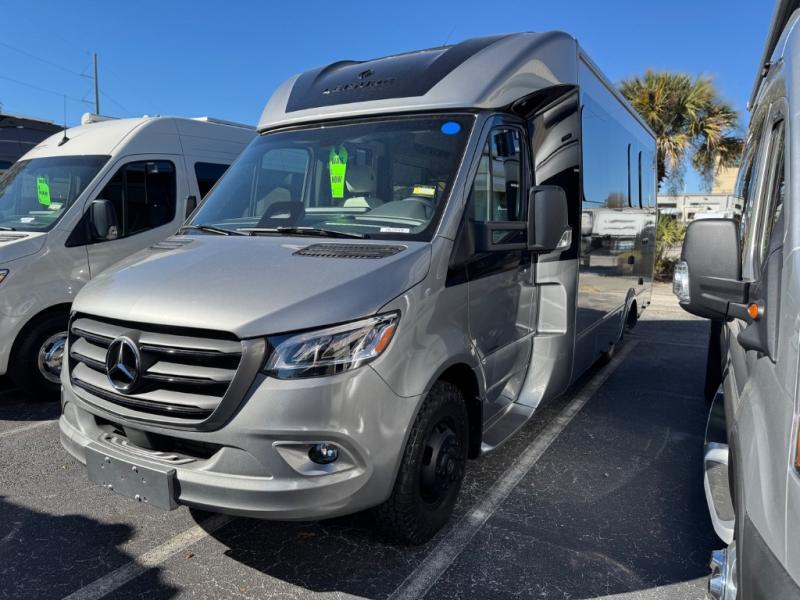 2026 Leisure Travel Unity 24TBX in lakeland FL