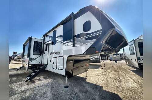 2026 Grand Design MOMENTUM LUXURY 395MS in abilene TX