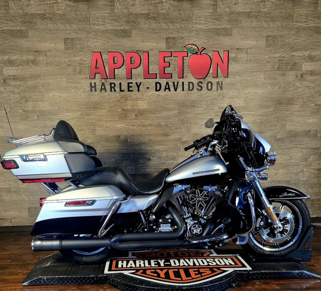 2015 Harley-Davidson® FLHTKL - Ultra Limited Low ULTRA LIMITED LOW in Clarksville, TN