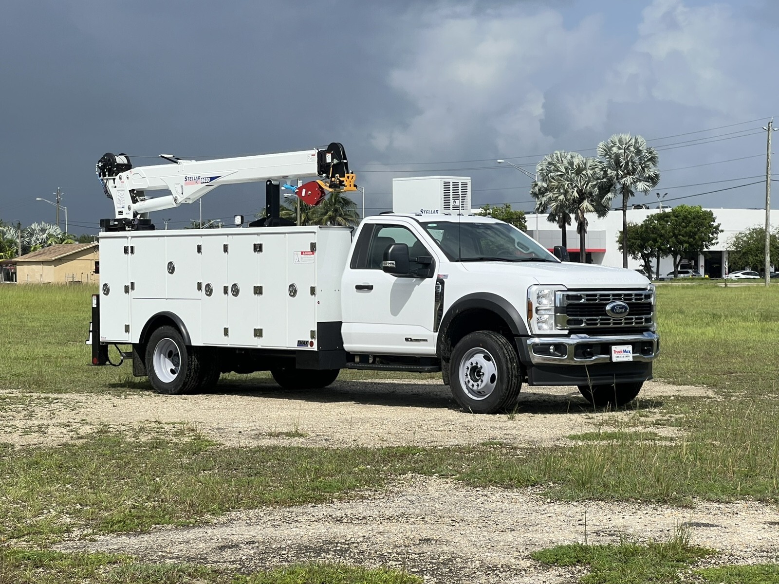 2024 FORD F600 in Homestead, FL