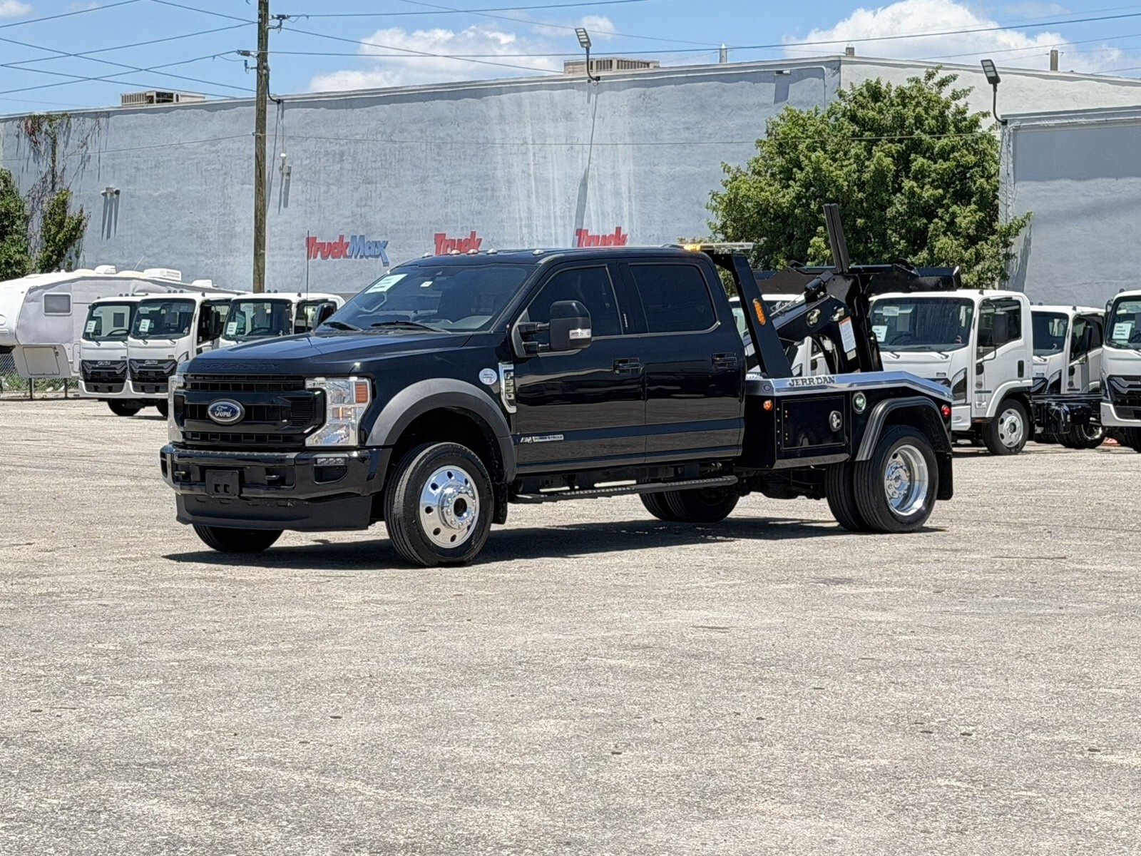 2022 FORD F550 in Miami, FL