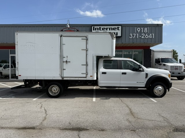2017 FORD F550 in Collinsville, OK