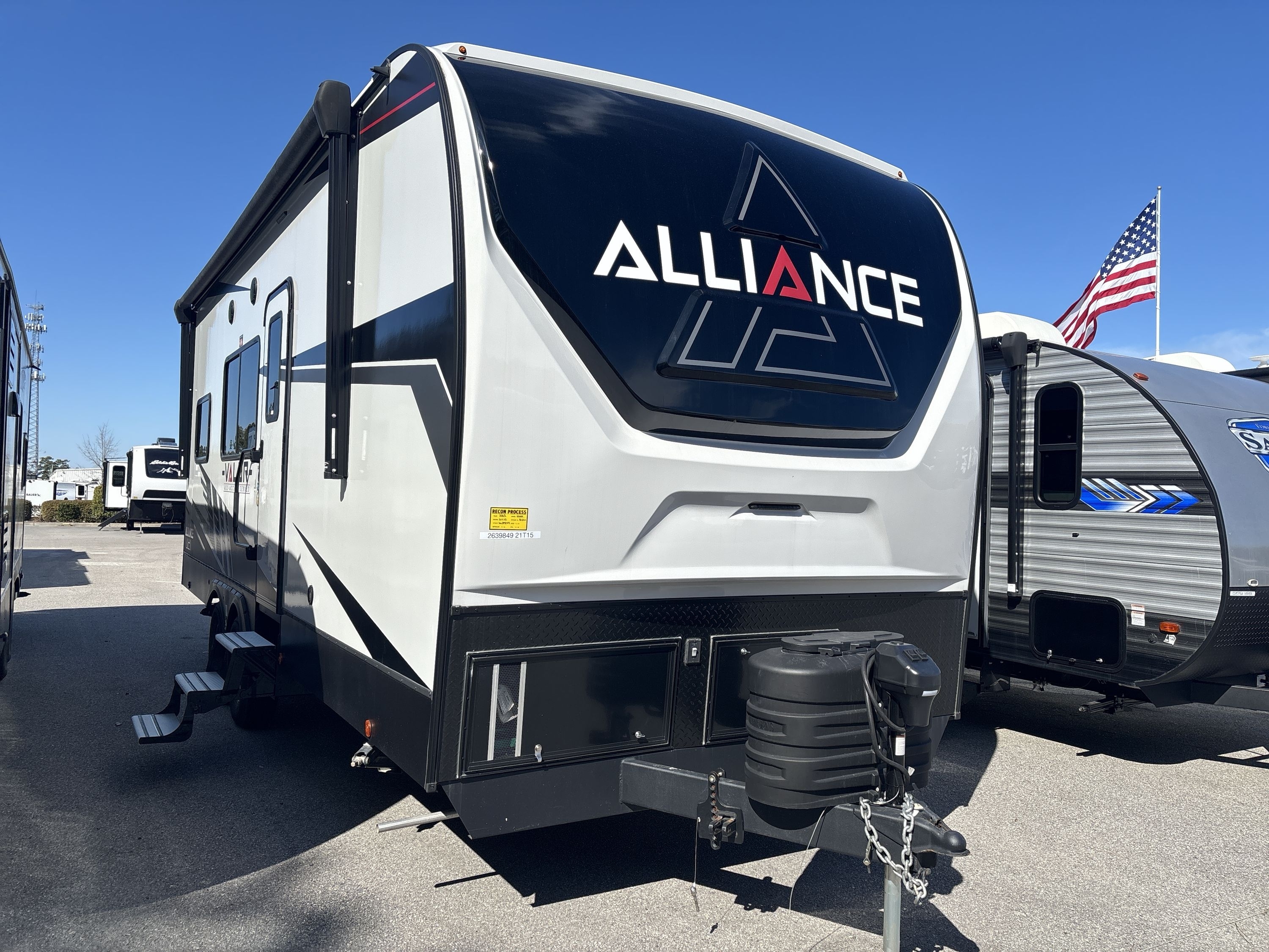 2023 Alliance VALOR 21T15 Travel Trailer Toy Hauler RV