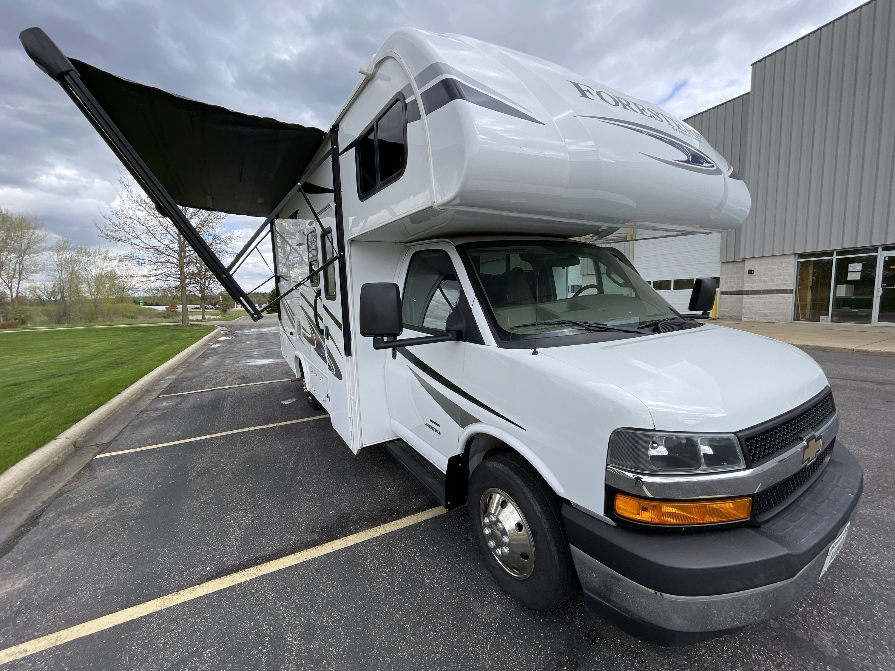 2020 Forest River FORESTER 2251SF in deforest WI