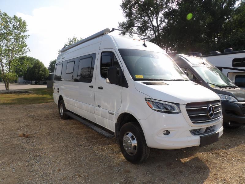 2020 Winnebago Boldt 70KL Q70KL in janesville WI