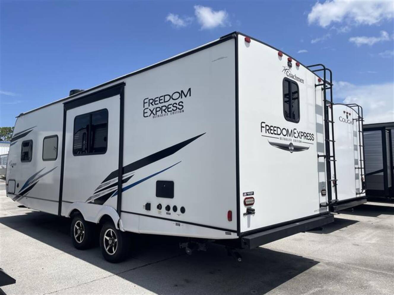 A photo of this 2022 Coachmen FREEDOM EXPRESS ULTRA LITE 252RBS