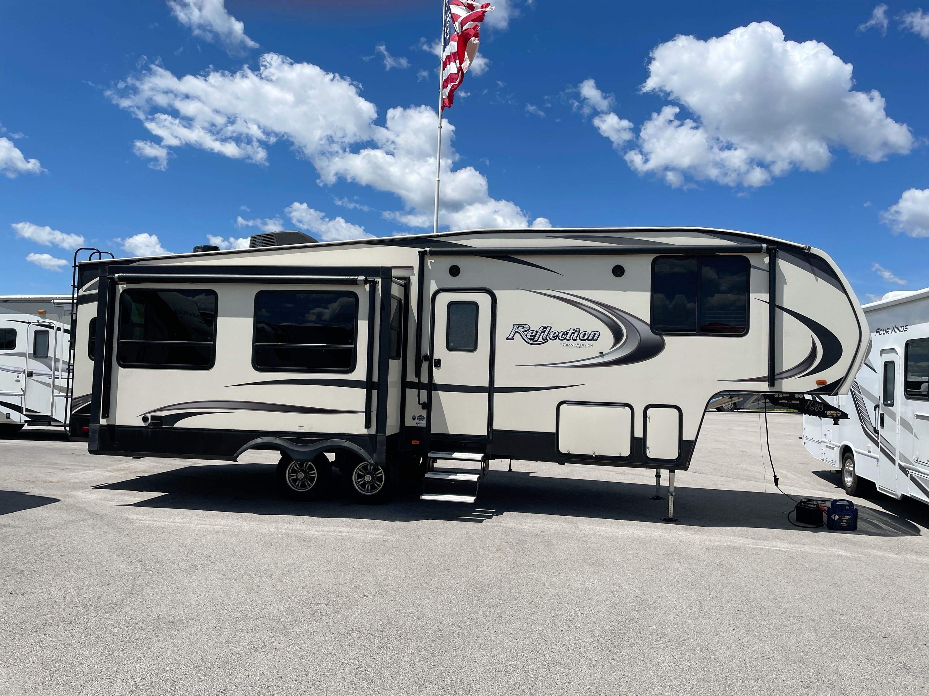 2020 Grand Design REFLECTION 295RL in braidwood IL