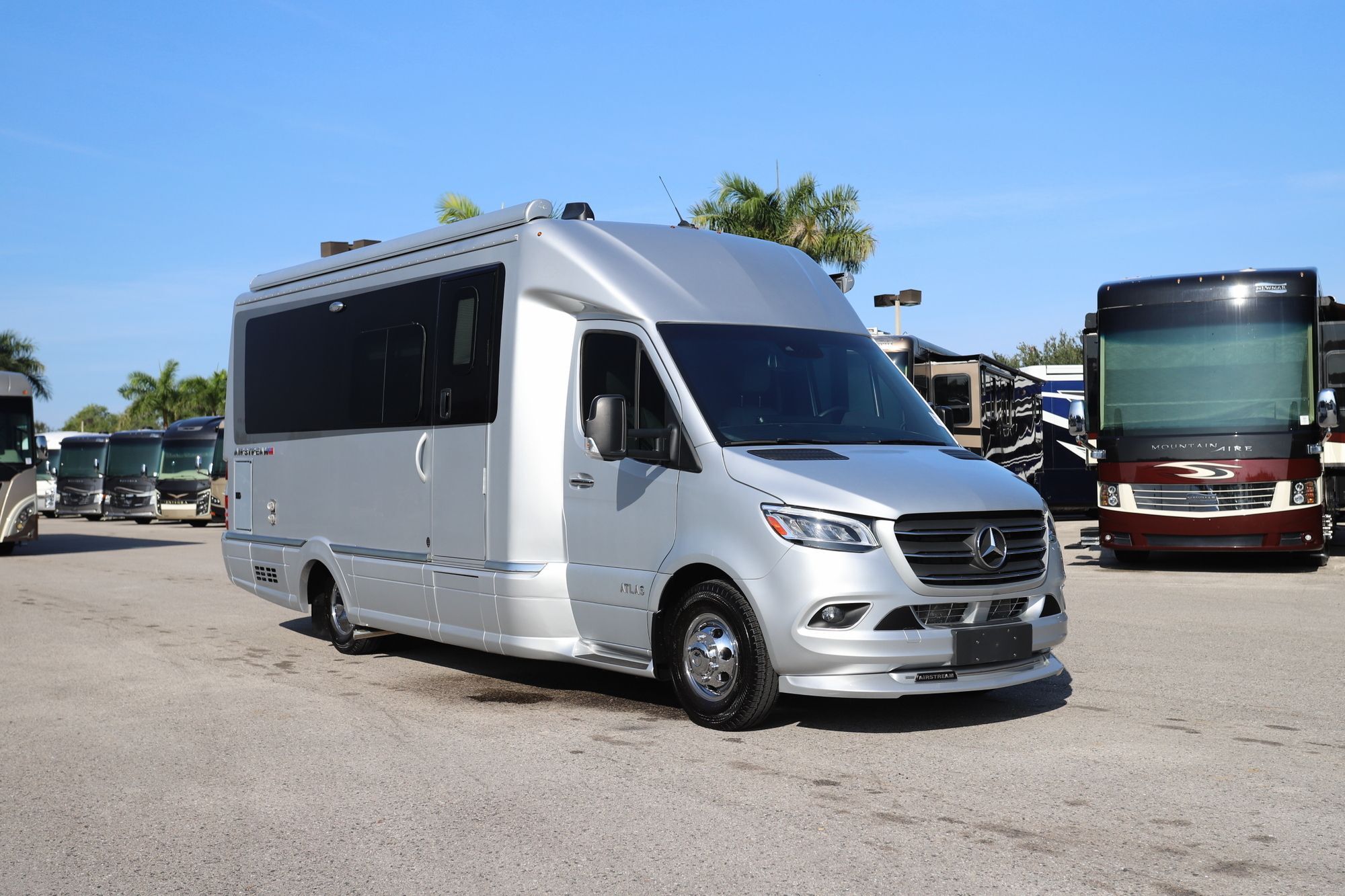 2025 Airstream Atlas 24MB in ft. myers FL