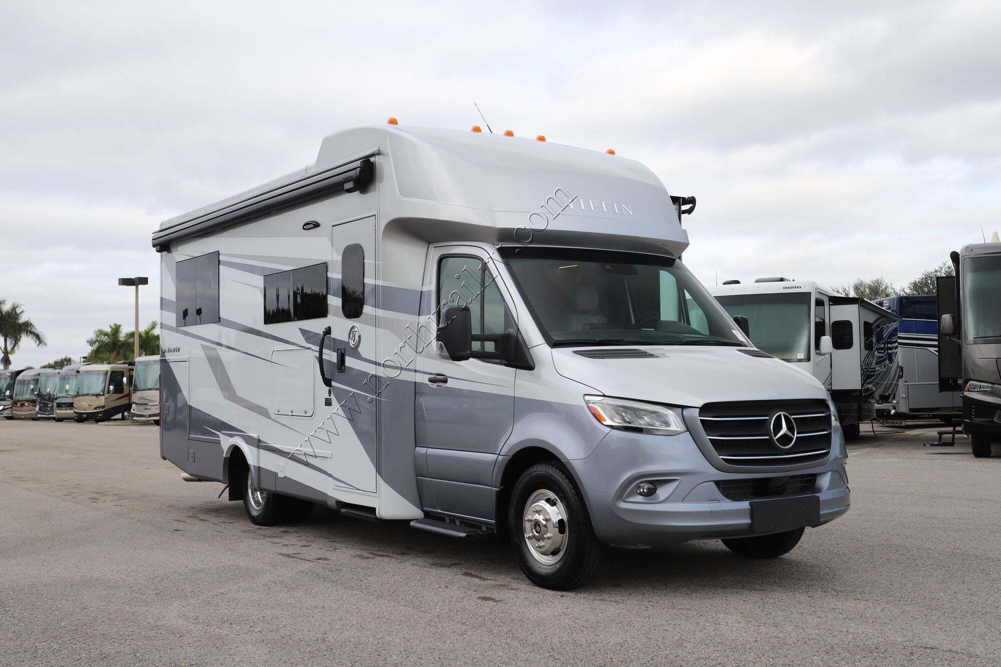 2026 Tiffin Motor Homes Wayfarer 25XLW in ft. myers FL