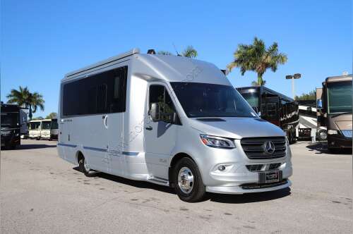 2022 Airstream Atlas 24Tommy Bahama in ft. myers FL