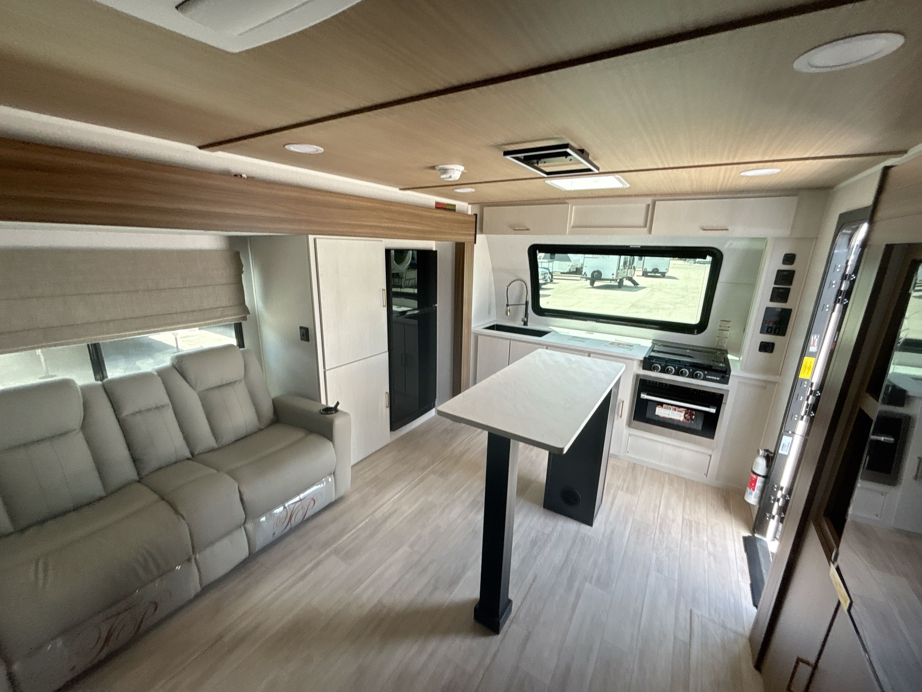2027 Forest River VIBE 2500FIK in fort pierce FL