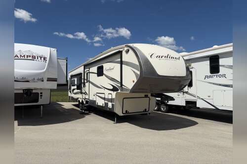 2016 Forest River CARDINAL 3875FB in springfield IL