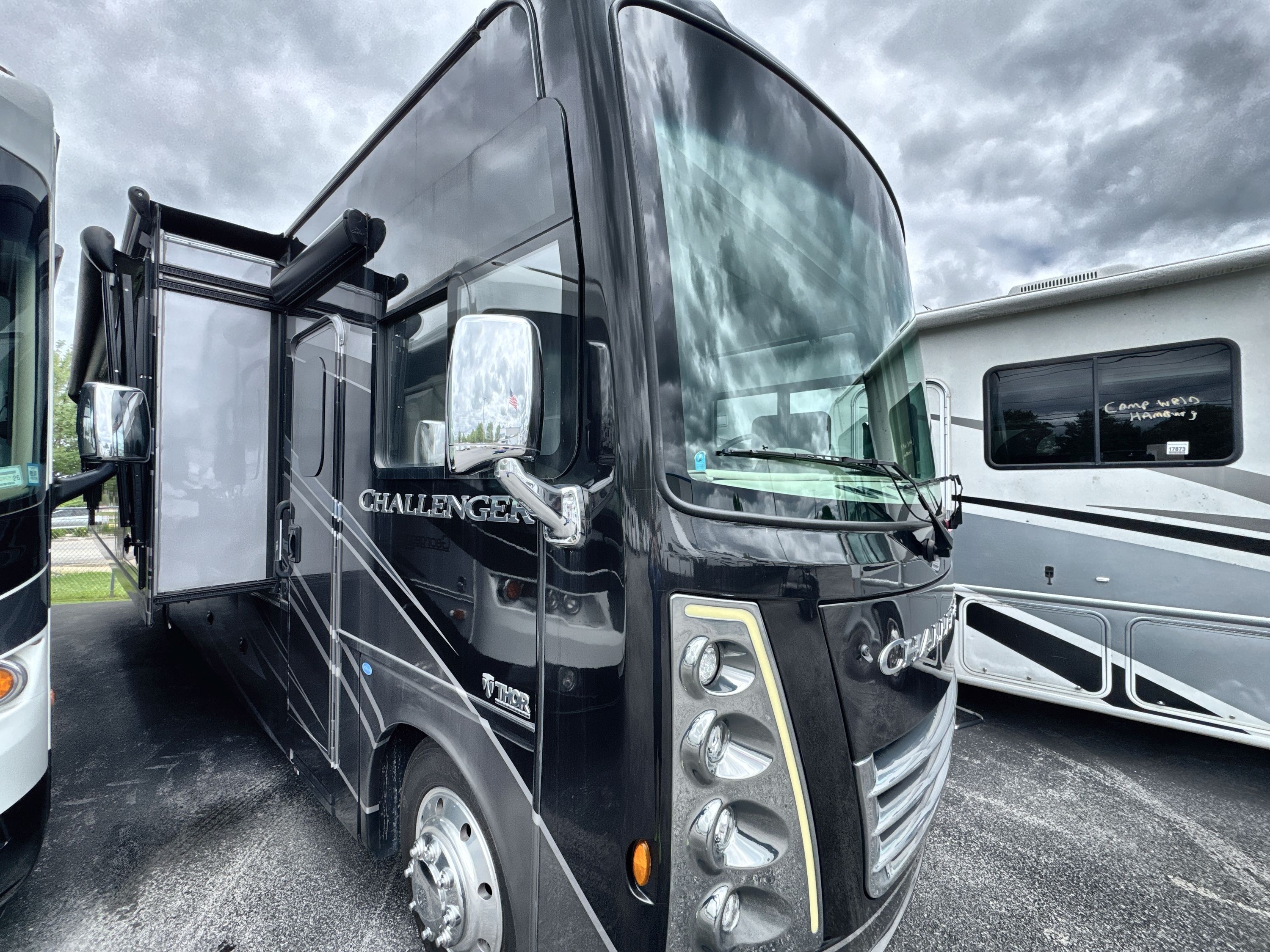 2022 Thor CHALLENGER 37FH in hamburg NY