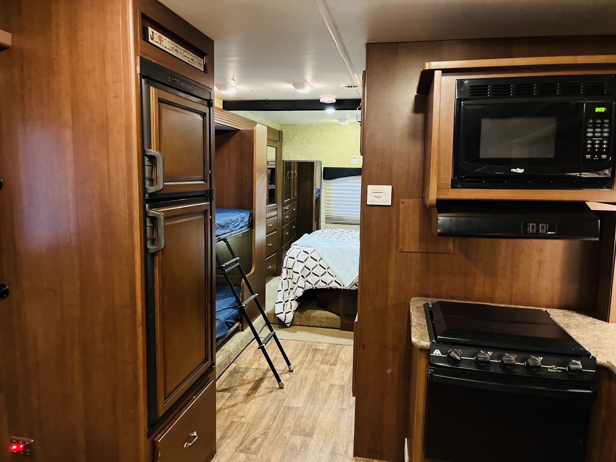 2013 Fleetwood STORM 32BH in eagle mountain UT