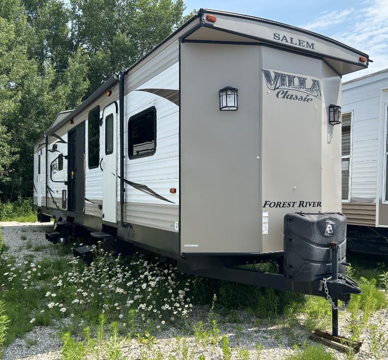 2018 Forest River Salem Villa Classic 4262B in sturgeon bay WI