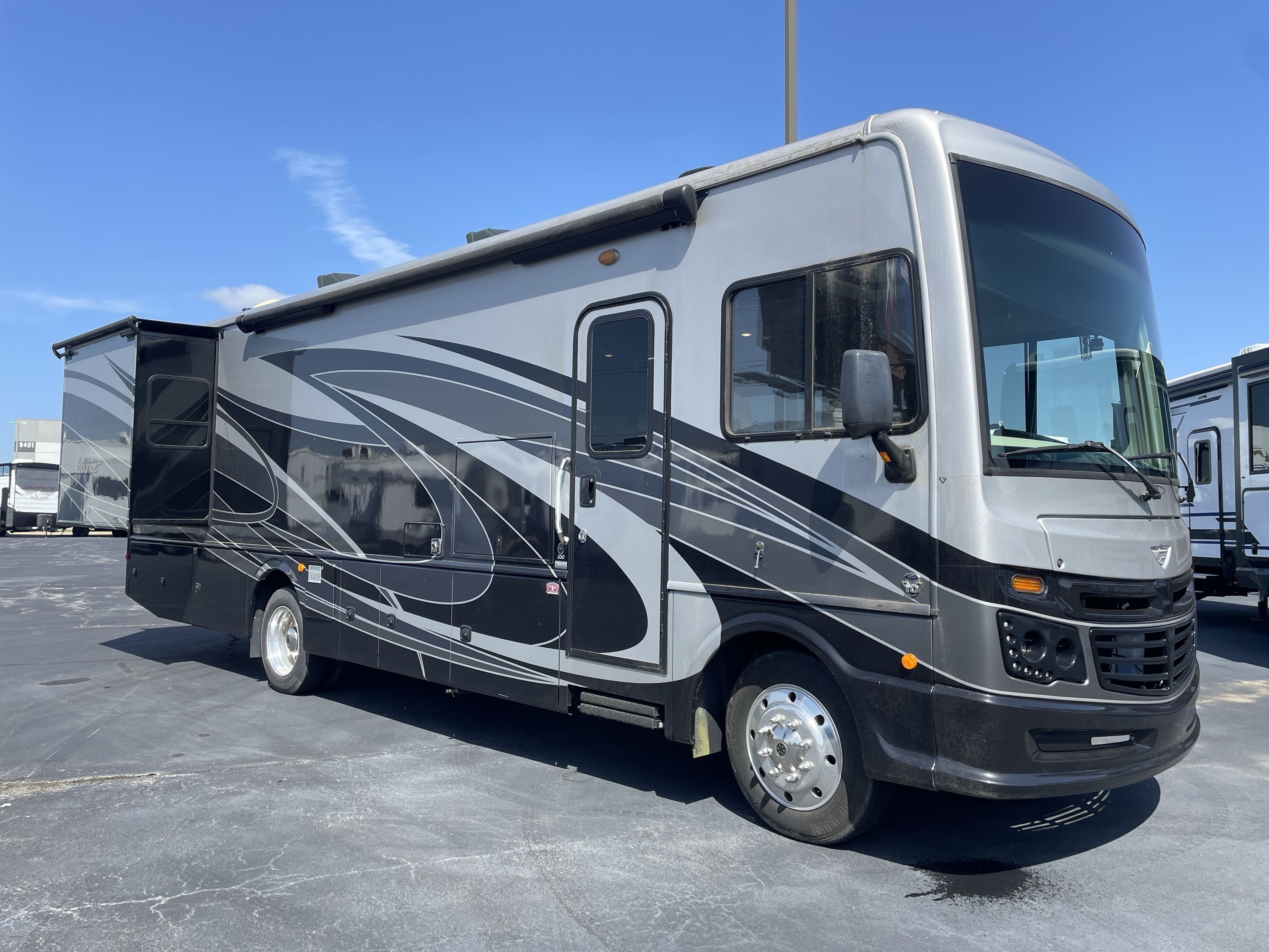2019 Fleetwood BOUNDER 33C in north little rock AR