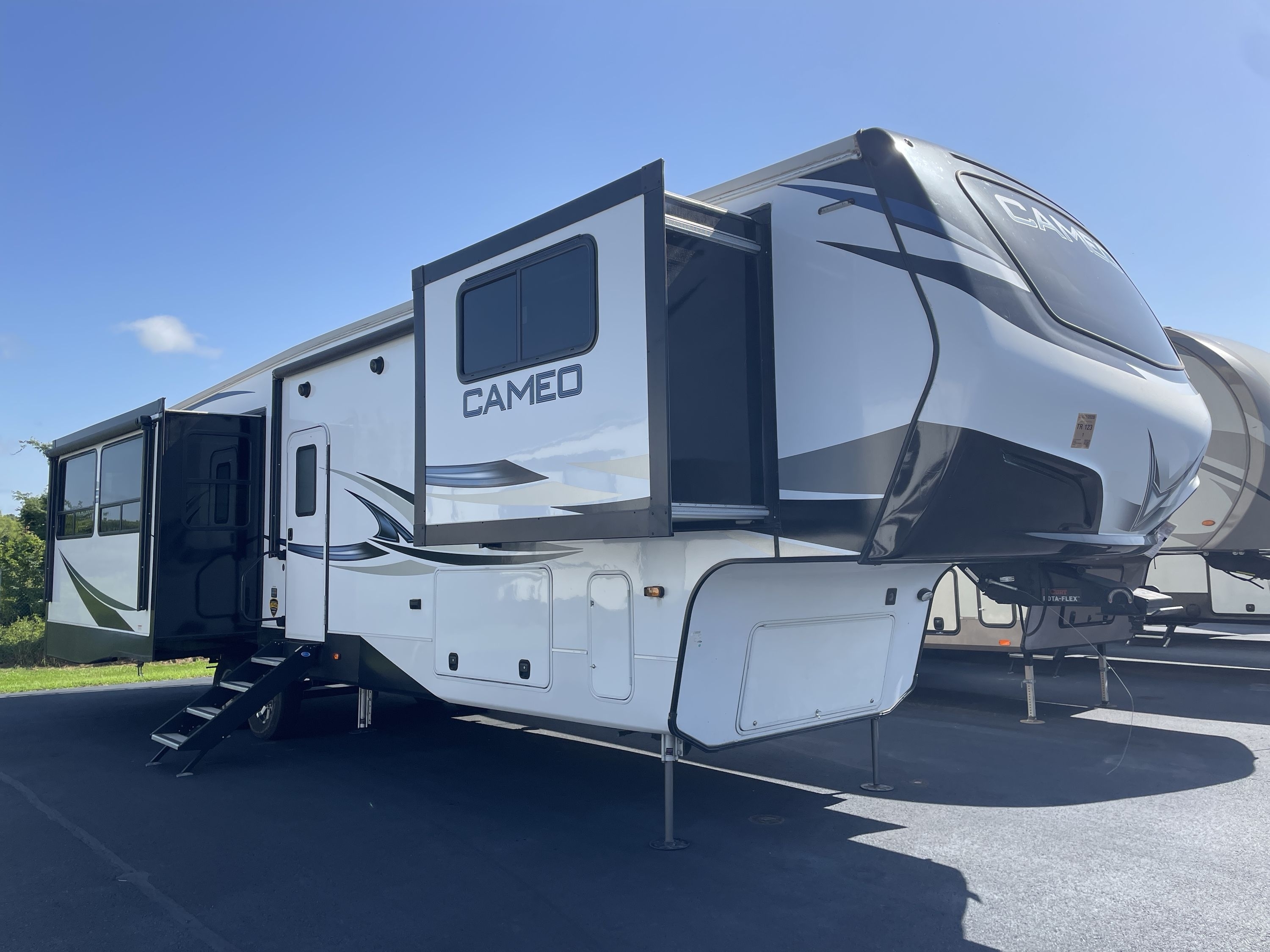 2023 Crossroads CAMEO 3701RL in north little rock AR