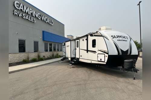 2024 Crossroads SUNSET TRAIL 331BH SS331BH in oshkosh WI