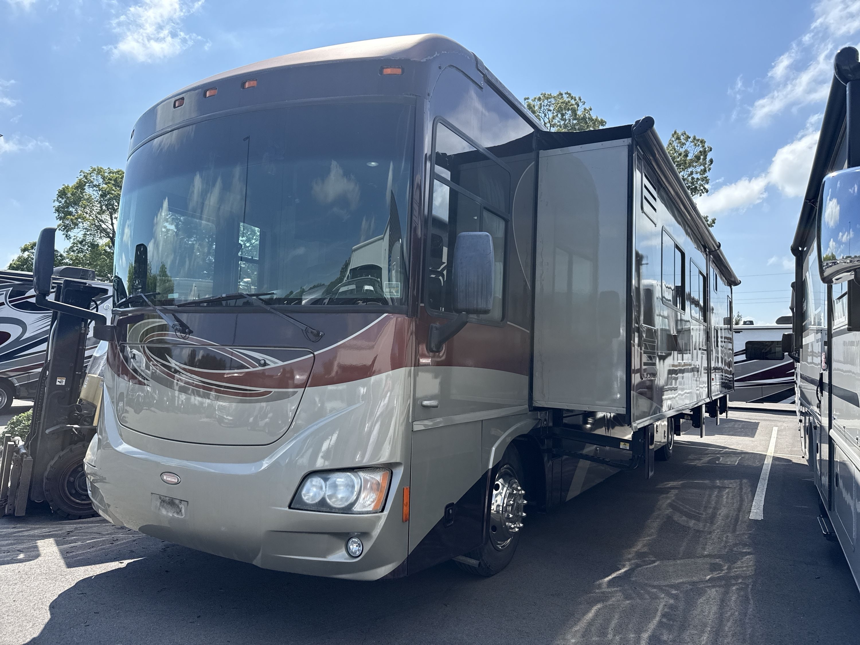 2009 Winnebago DESTINATION 39N in kodak TN