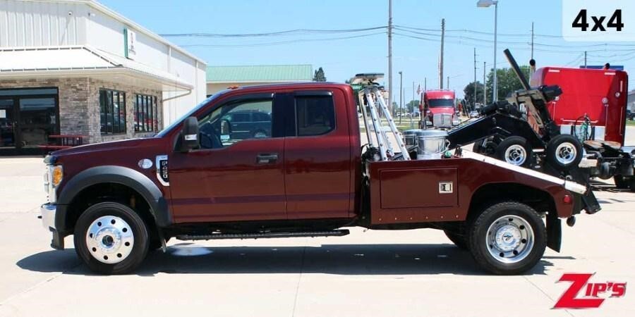2017 FORD F450 in New Hampton, IA