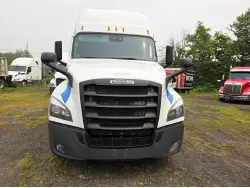 2022 FREIGHTLINER CASCADIA 126