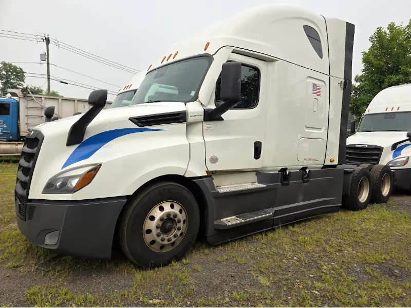 2022 FREIGHTLINER CASCADIA 126