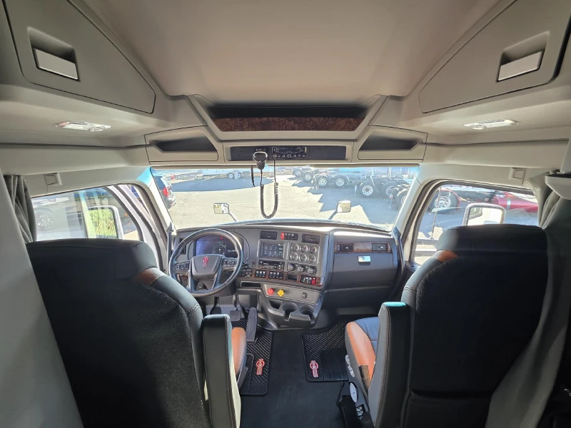 2024 KENWORTH T680