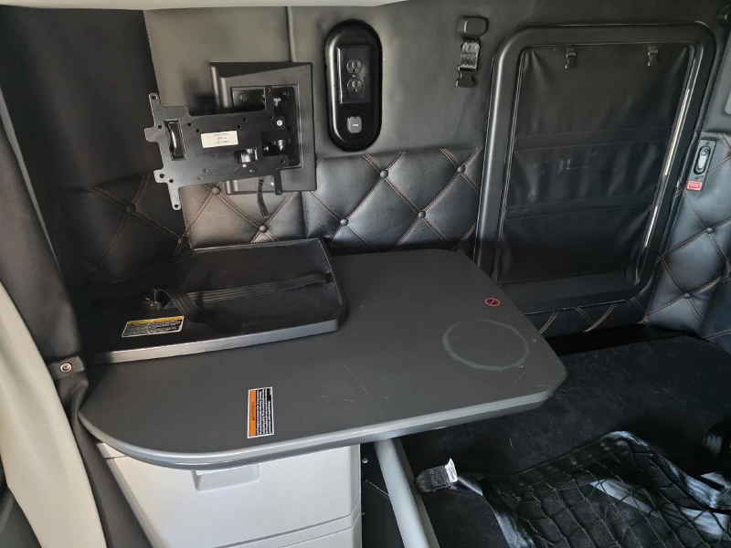 2024 KENWORTH T680