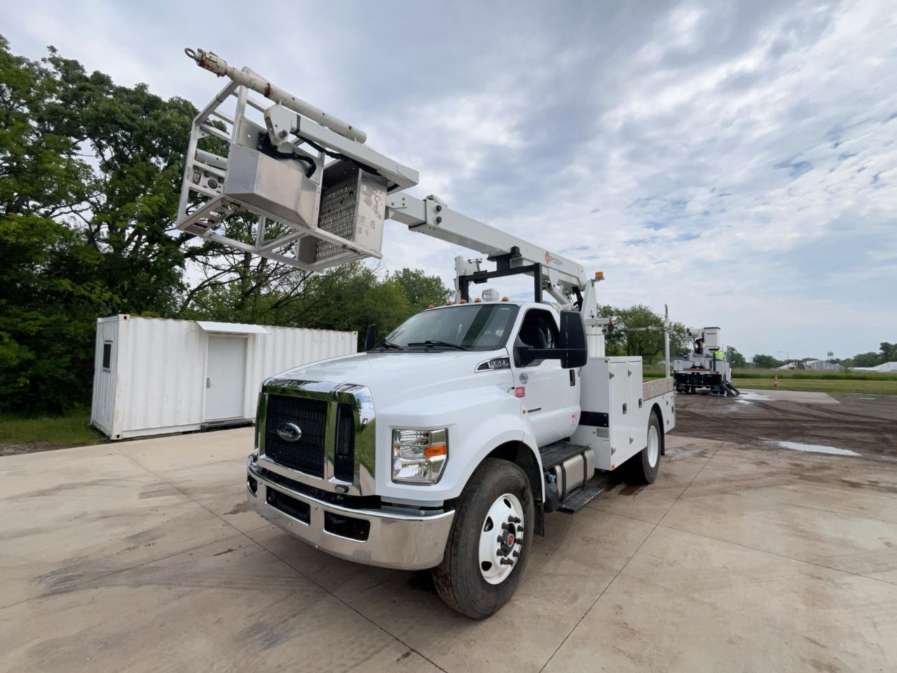 2023 FORD F750 in Poulsbo, WA