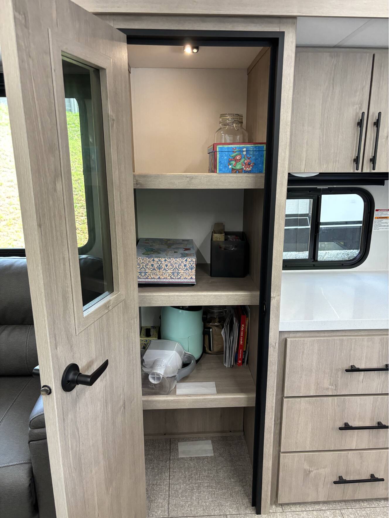 A photo of this 2025 Grand Design IMAGINE 3100RD